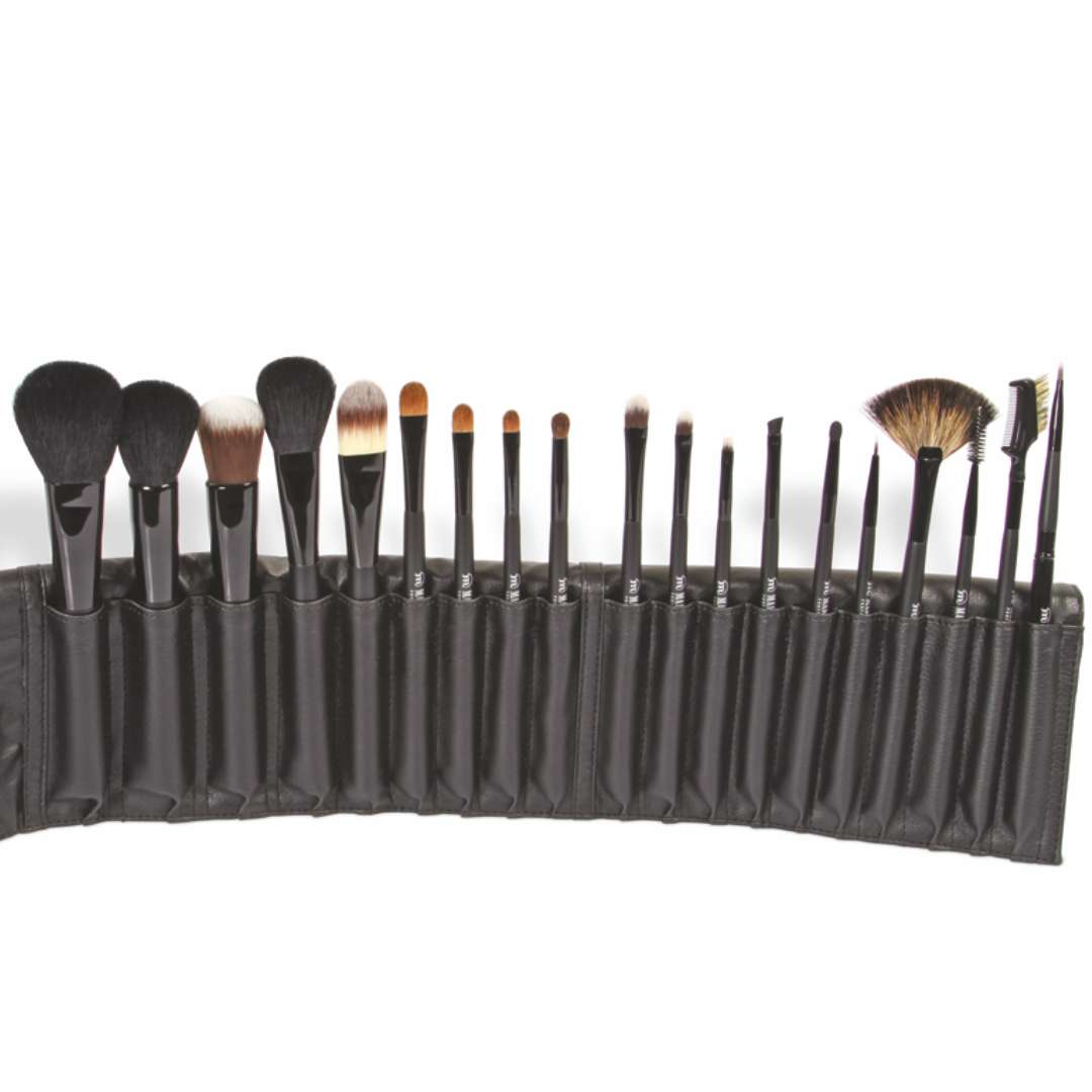 Makeup Studio   Black Label Brush Set