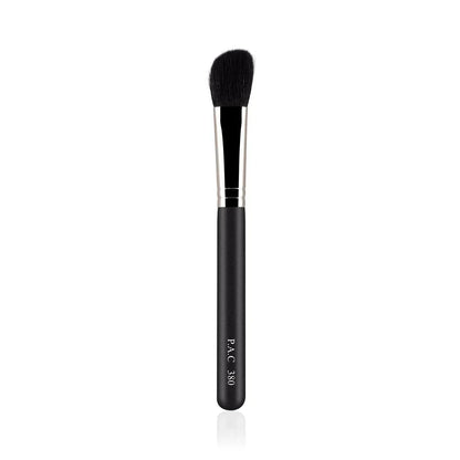 PAC  Contouring Brush 380
